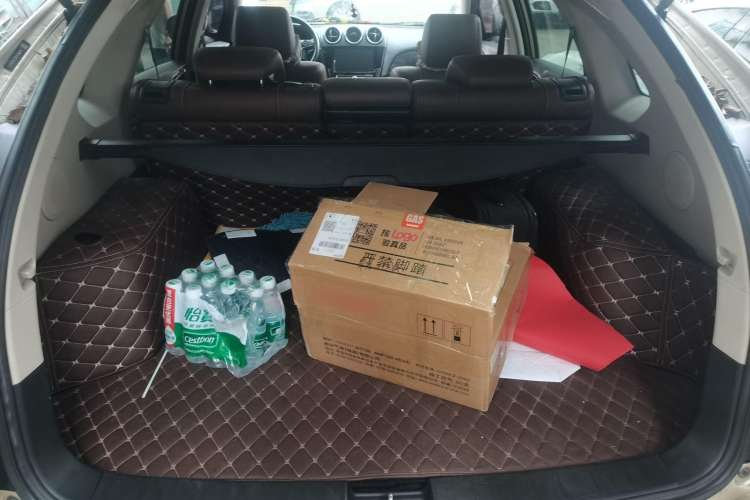 Used BYD Tang New Energy 2015 2.0T Four-Wheel-Drive Flagship Model Trunk