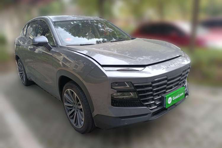 Used JETOUR Dashing 2022 1.6T DCT King MAX Front Right 45 Deg