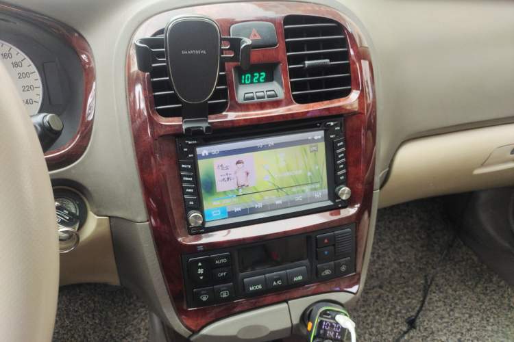 Used Hyundai MoInca 2009 2.0L Automatic Prestige GL Trim