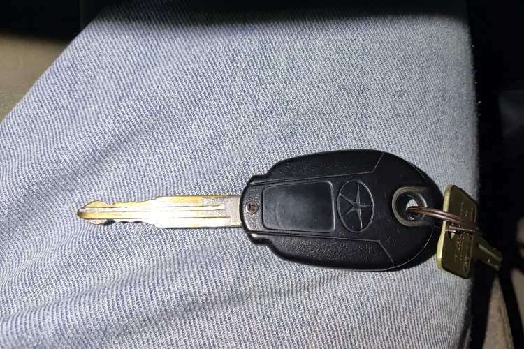 Used JAC Refine 2012 2.0L Timeless Edition HFC4GA3