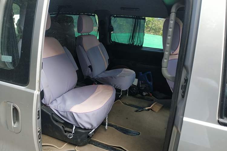 Used JAC Refine 2011 2.0L Shuttle Gasoline Standard Edition HFC4GA3
