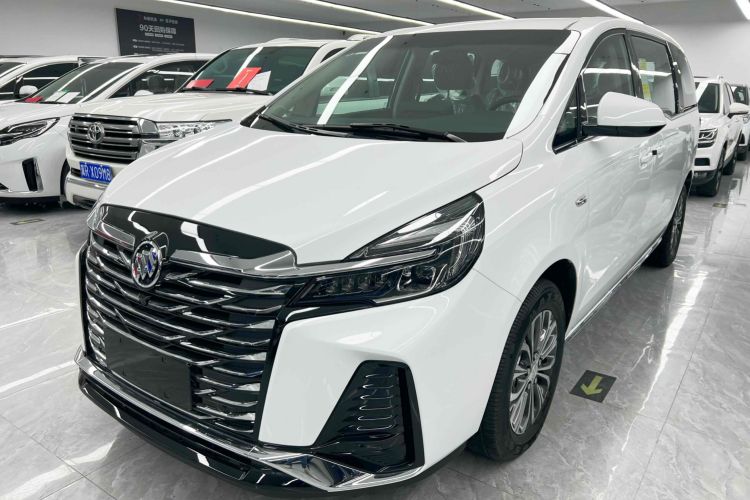 Used Buick GL8 2023 Land Executive Class Comfort Model