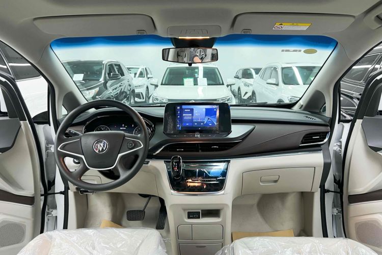 Used Buick GL8 2023 Land Executive Class Comfort Model
