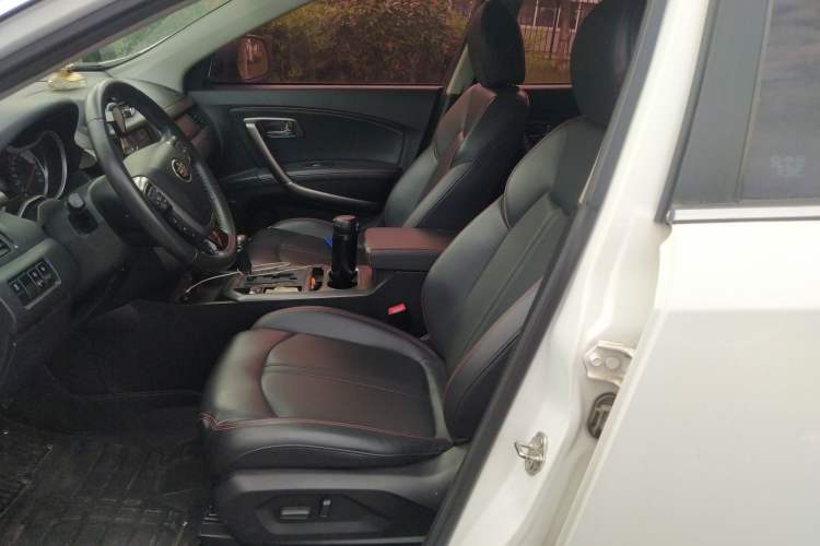 Used Bestune X80 2018 Live Edition 2.0L Automatic Comfort Model
