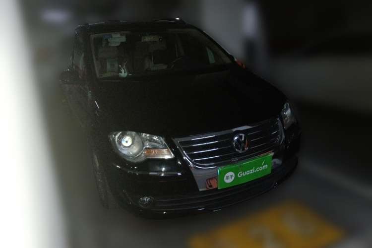 Used Volkswagen Touran 2008 1.8T ZhiZun Edition Automatic 5-Seater
