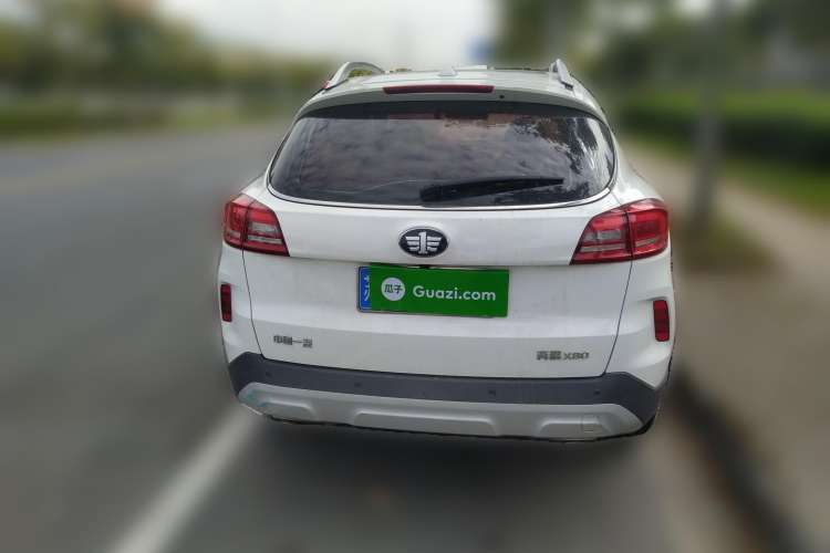Used Bestune X80 2018 Live Edition 2.0L Automatic Comfort Model
