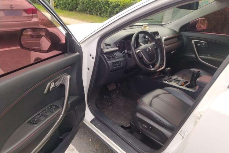 Used Bestune X80 2018 Live Edition 2.0L Automatic Comfort Model
