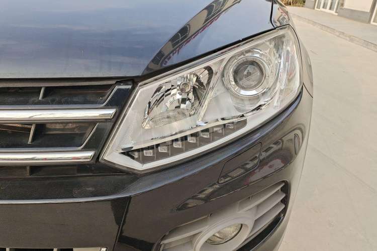 Used Zotye T600 2015 1.5T Manual Luxury Model
