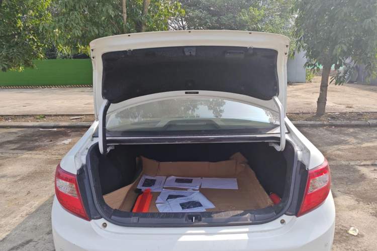 Used BYD G5 2014 1.5TI Manual Luxury Edition
