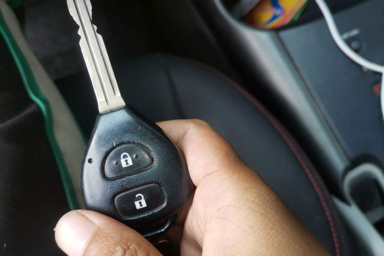 Used Toyota RAV4 2010 2.0L Automatic Deluxe Upgrade Edition

