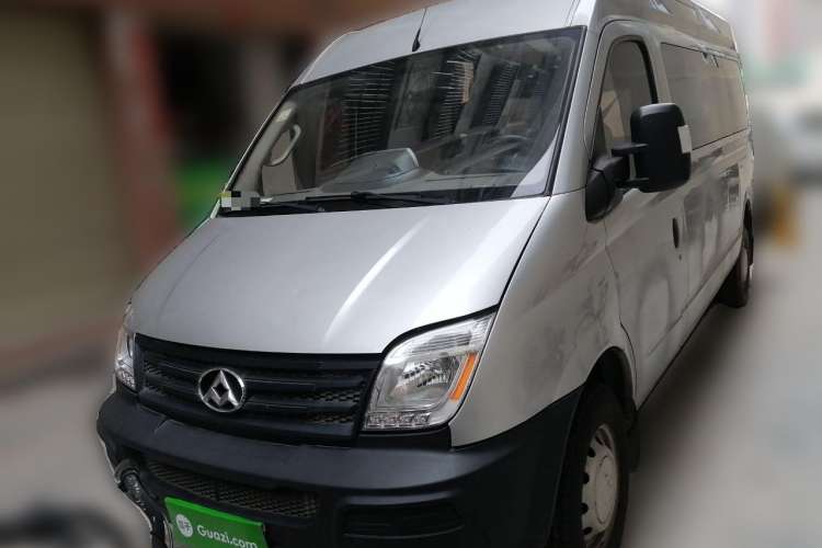 Used SAIC MAXUS 2015 2.5T Manual Aoyuntong Version Long Wheelbase Mid-Height Roof