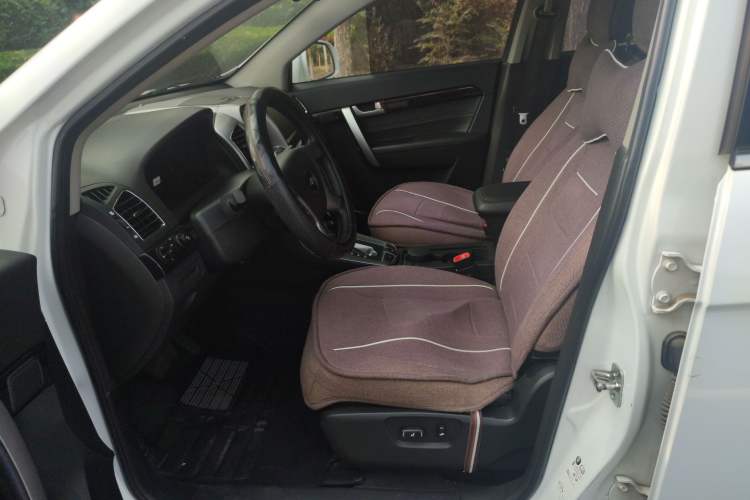 Used Chevrolet Captiva 2014 2.4L 4x4 Flagship Edition 7 Seats
