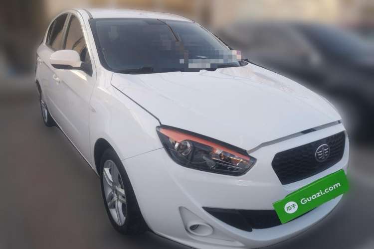 Used Oley Oley 2014 Hatchback 1.5L Automatic Comfort Model