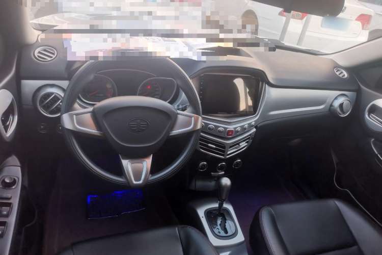 Used Oley Oley 2014 Hatchback 1.5L Automatic Comfort Model