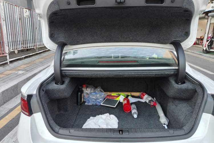 Used Geely Auto Emgrand GT New Energy 2018 1.5T PHEV Yao Ling Edition Trunk