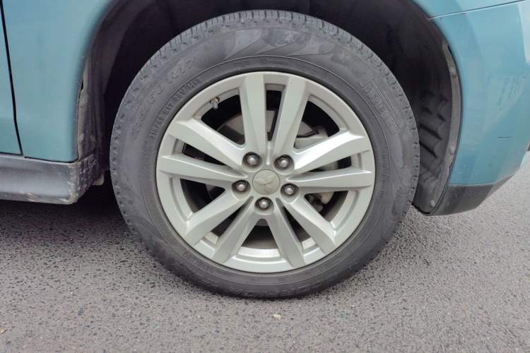 Used Mitsubishi ASX 2013 2.0L CVT Four-Wheel Drive Premium Edition
