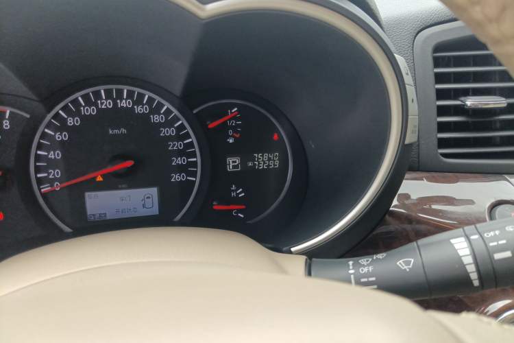 Used Nissan Quest 2015 3.5L SL
