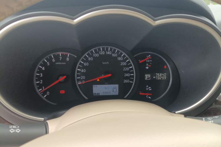 Used Nissan Quest 2015 3.5L SL
