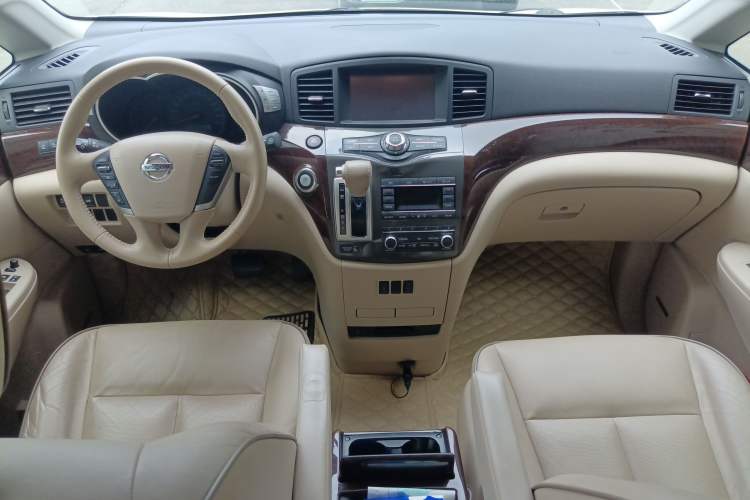 Used Nissan Quest 2015 3.5L SL
