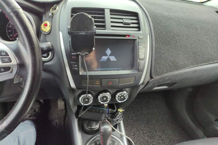 Used Mitsubishi ASX 2013 2.0L CVT Four-Wheel Drive Premium Edition
