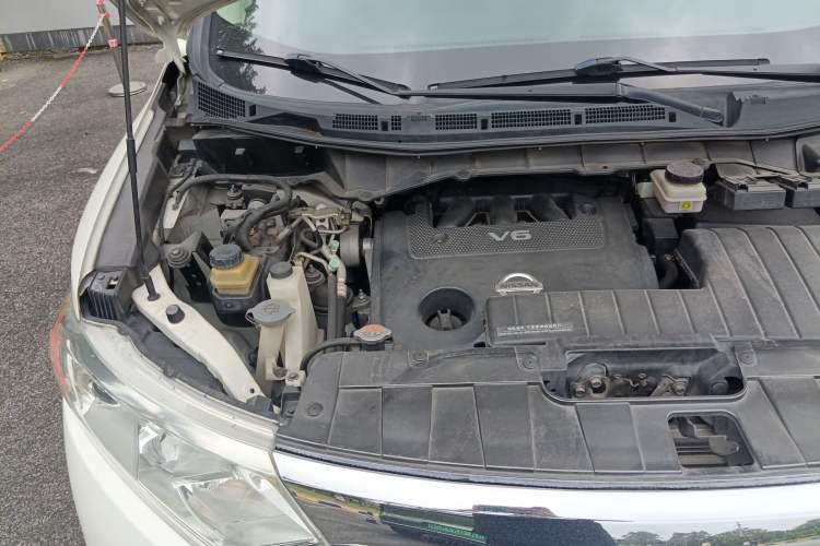 Used Nissan Quest 2015 3.5L SL