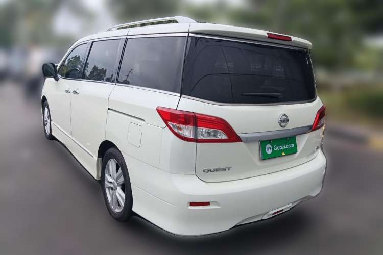 Used Nissan Quest 2015 3.5L SL
