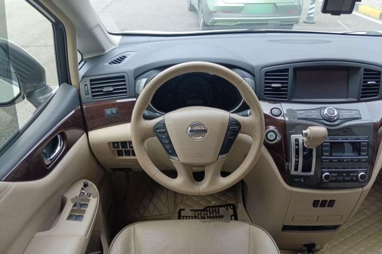 Used Nissan Quest 2015 3.5L SL
