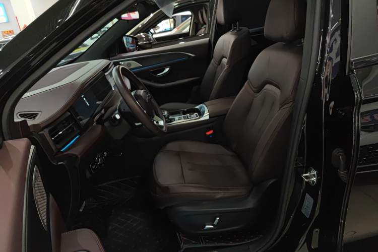 Used JETOUR X90 2022 Zilong 2.0T DCT Changsheng Edition 7-Seater
