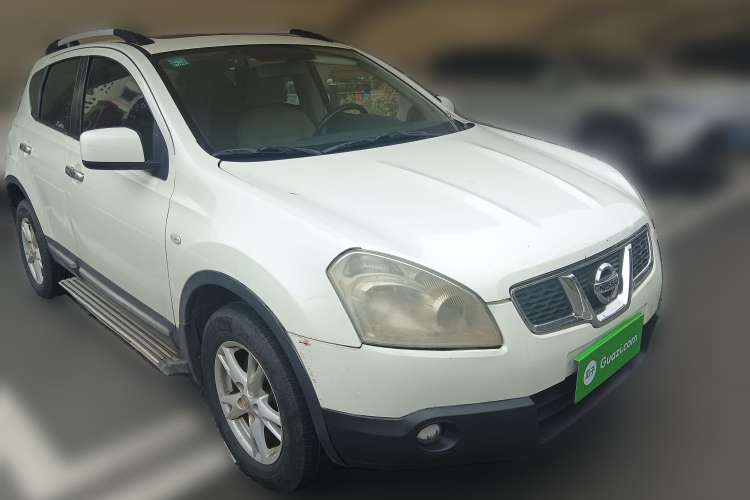 Used Nissan Qashqai 2010 20X LE CVT 2WD Front Right 45 Deg