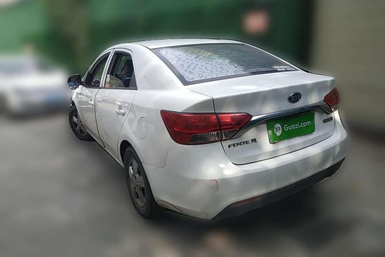 Used Kia Forte 2016 1.6L MT GL
