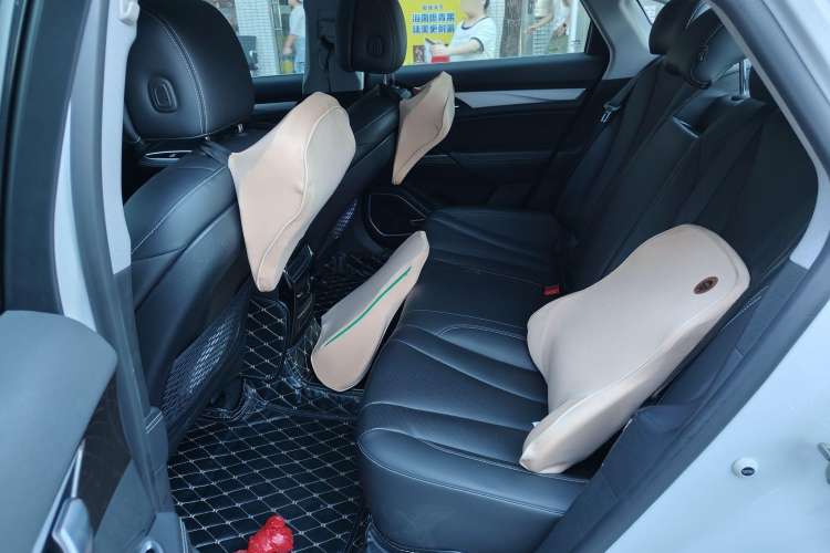 Used Geely Auto Emgrand GT New Energy 2018 1.5T PHEV Yao Ling Edition Left Rear Seat