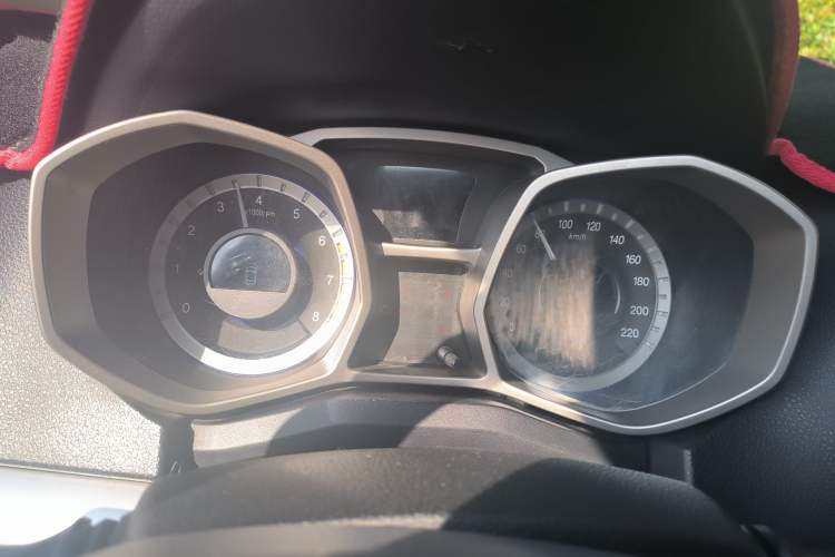 Used JAC Refine S3 2016 1.5L CVT Luxury Smart Premium Edition
