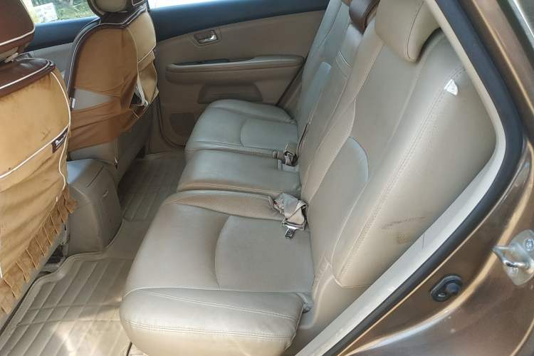 Used BYD S6 2012 2.4L Automatic Luxury Edition