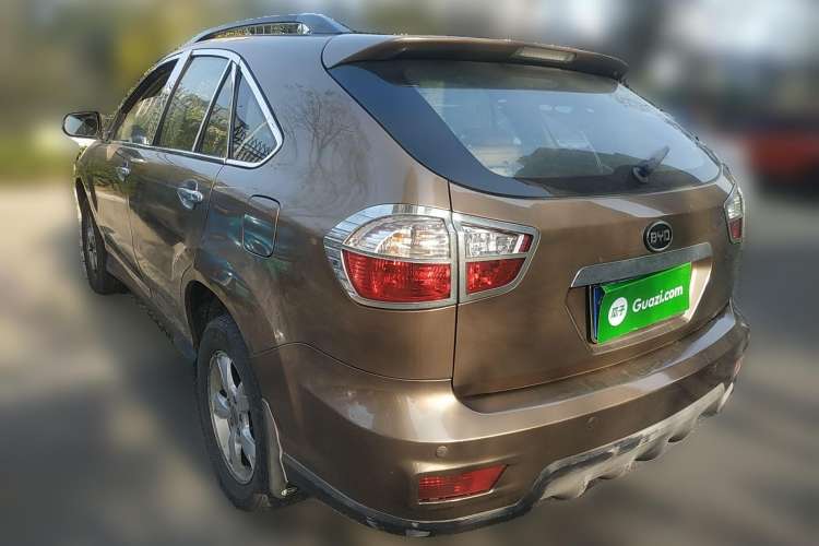 Used BYD S6 2012 2.4L Automatic Luxury Edition
