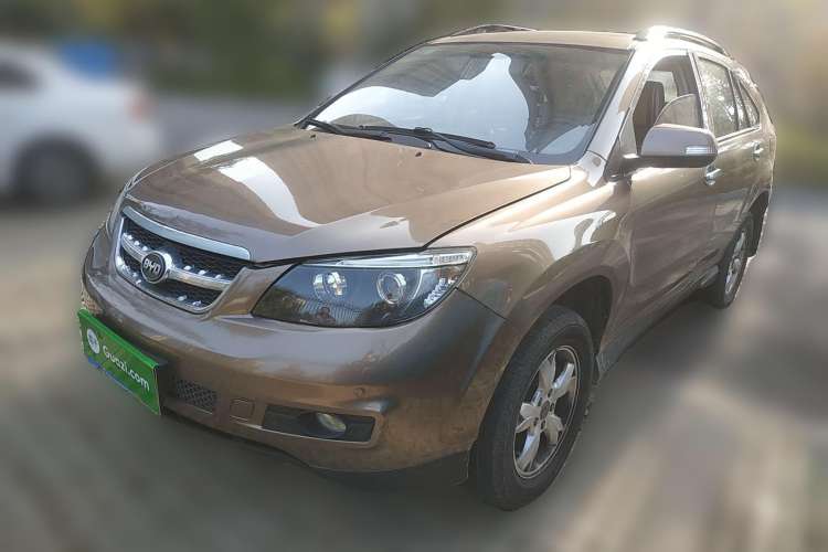 Used BYD S6 2012 2.4L Automatic Luxury Edition