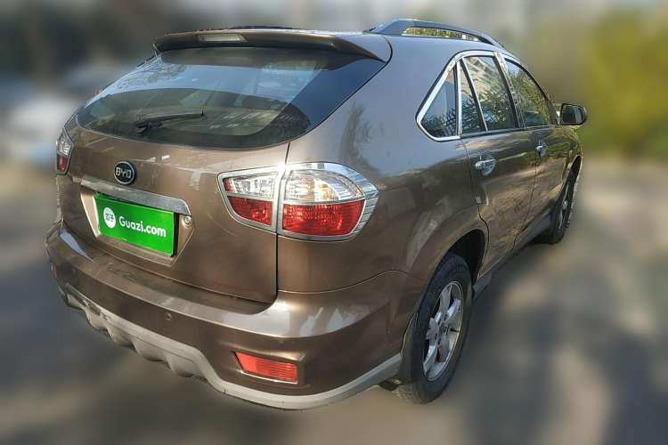 Used BYD S6 2012 2.4L Automatic Luxury Edition