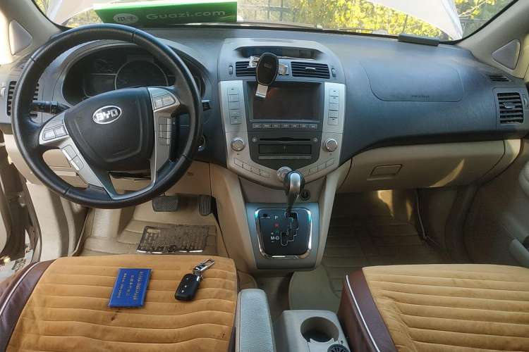 Used BYD S6 2012 2.4L Automatic Luxury Edition