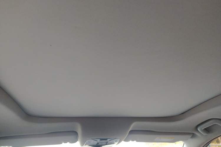 Used GAC Trumpchi GS7 2017 320T Two-Wheel-Drive Luxury Smart Connectivity Model