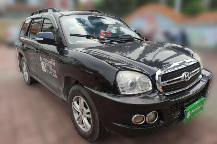 Used Huatai Santa Fe Classic 2013 2.0T Diesel Manual Two-Wheel Drive Sunroof Model