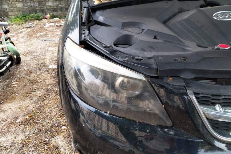 Used BYD S6 2012 2.0L Manual Luxury Version