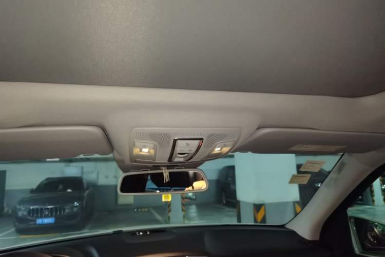 Used Mercedes-Benz M-Class 2012 ML 350 Luxury Edition
