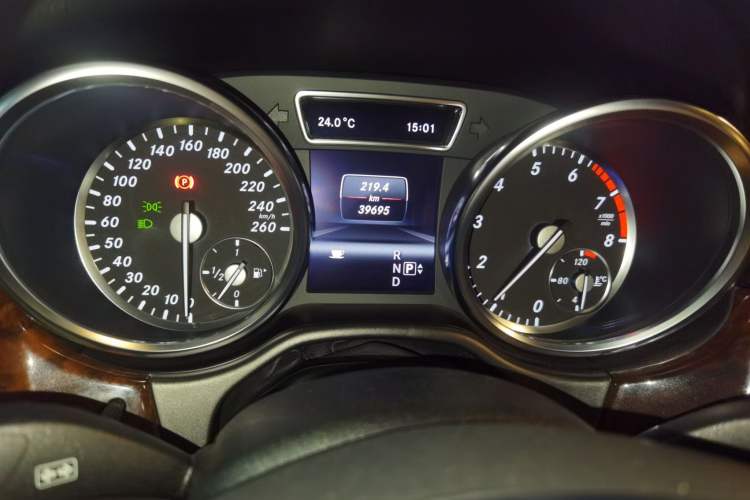 Used Mercedes-Benz M-Class 2012 ML 350 Luxury Edition
