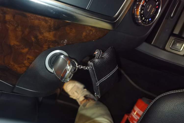 Used Mercedes-Benz M-Class 2012 ML 350 Luxury Edition
