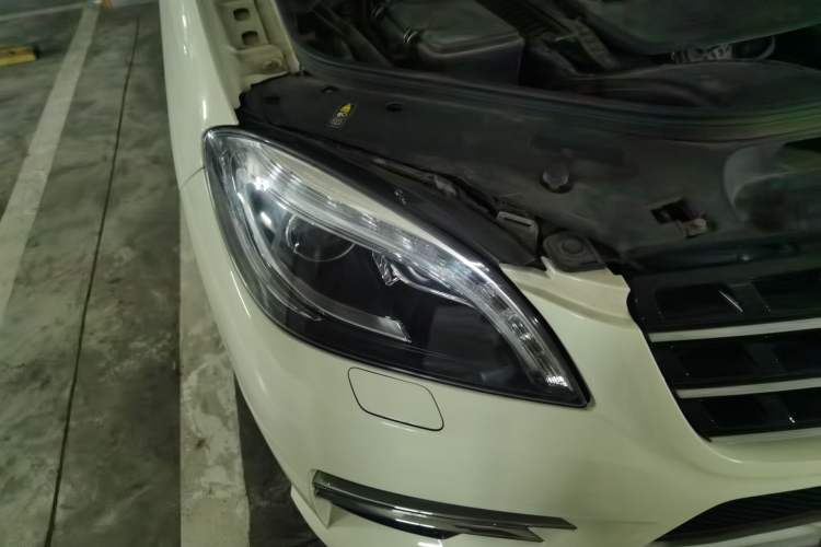 Used Mercedes-Benz M-Class 2012 ML 350 Luxury Edition
