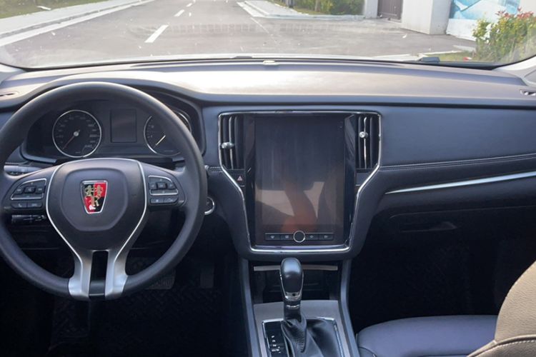 Used Roewe i6 2020 PLUS 1.6L CVT 4G Connected Glory Flagship Edition
