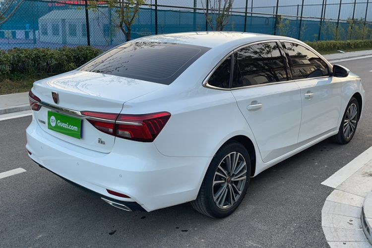 Used Roewe i6 2020 PLUS 1.6L CVT 4G Connected Glory Flagship Edition
