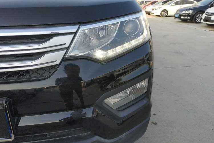 Used Oshan CX70 2016 1.6L Manual Luxury Model