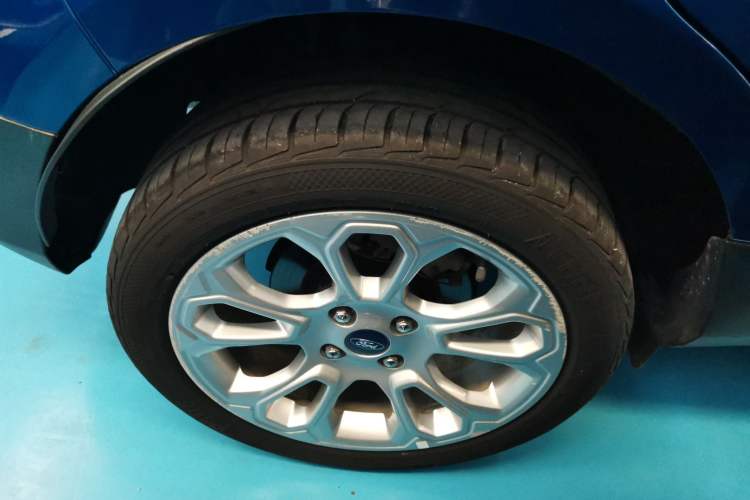 Used Ford EcoSport 2018 1.5L Automatic Platinum Wing Model
