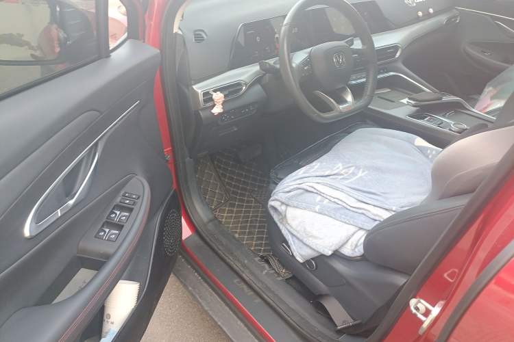 Used Changan UNI-T 2020 1.5T Flagship Version