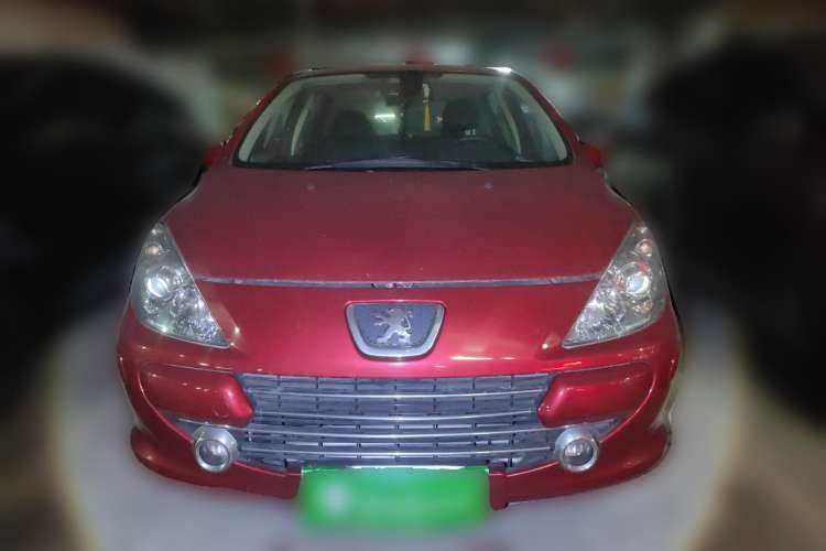 Used Peugeot 307 2010 Hatchback 1.6L Automatic Luxury Edition
